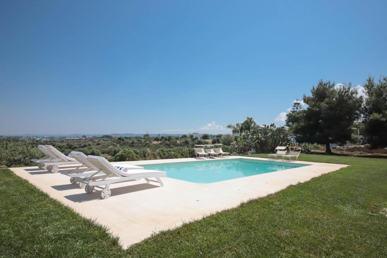 מונופולי Villa Dyria Exclusive Swimming Pool מראה חיצוני תמונה